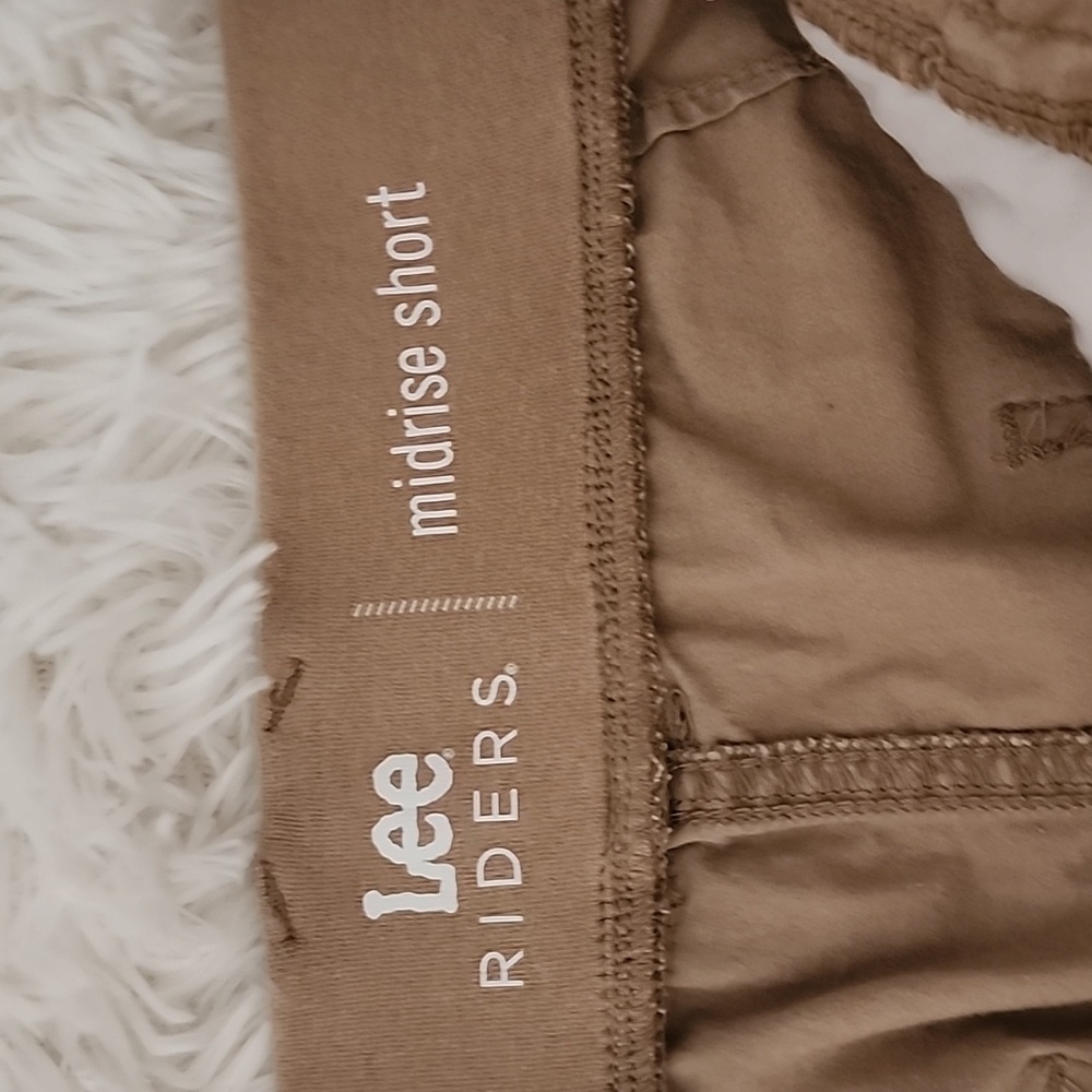 Lee Riders Mid Rise Short - Picture 5 of 8
